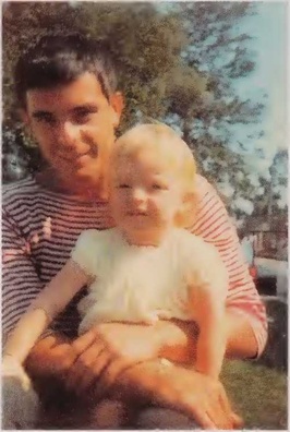 Пётр Патрушаў з дачкой у Аўстраліі, 1967 Пётр Патрушаў з дачкой у Аўстраліі, 1967