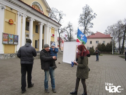 5/8 img_0214_logo.jpg