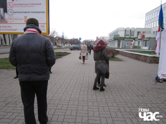 7/8 img_0225_logo.jpg