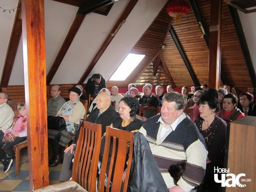 8/9 img_0305_logo.jpg