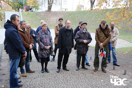 8/15 img_0526_logo.jpg