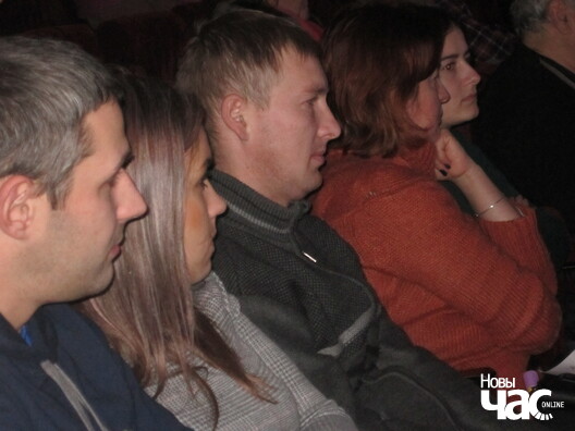 8/8 img_1251_logo.jpg