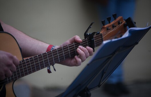 2/5 img_1298_n_logo.jpg