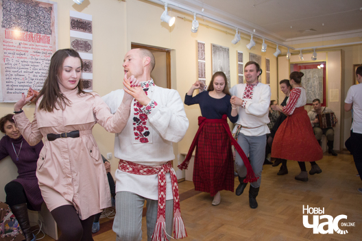 12/14 img_1355_logo.jpg