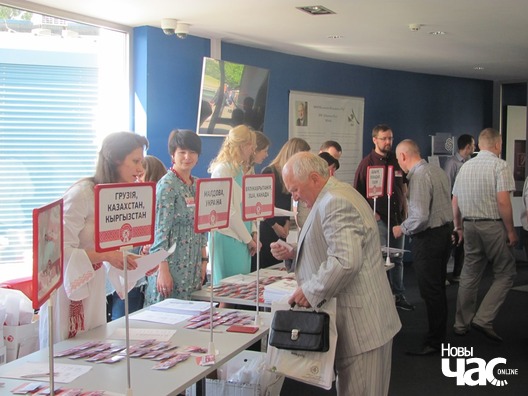 Спадар Бартохаў пытаецца, чый Крым... Спадар Бартохаў пытаецца, чый Крым...