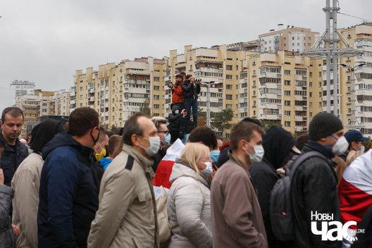 12/45 img_1550_3_logo.jpg