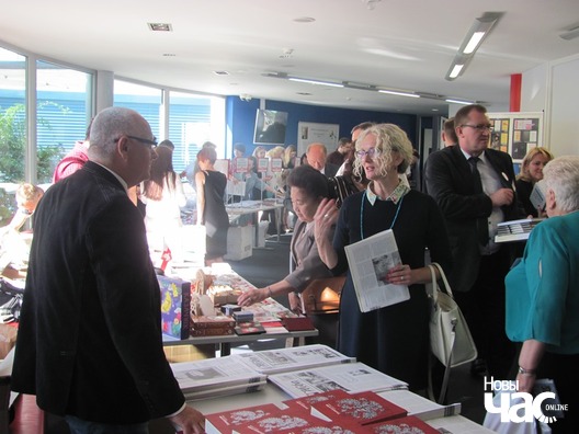 img_1555_logo.jpg img_1555_logo.jpg