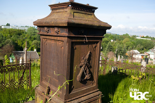 img_1580_logo.jpg img_1580_logo.jpg