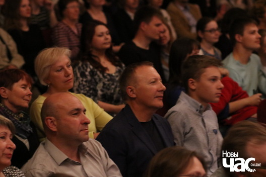 20/27 img_1778_logo.jpg