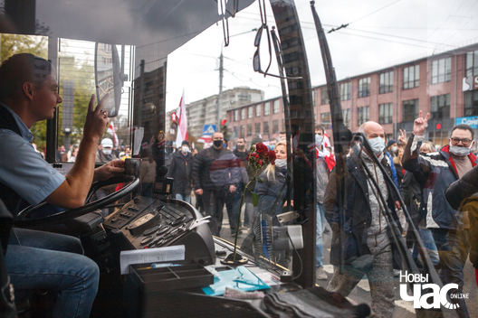 39/45 img_1850_logo.jpg