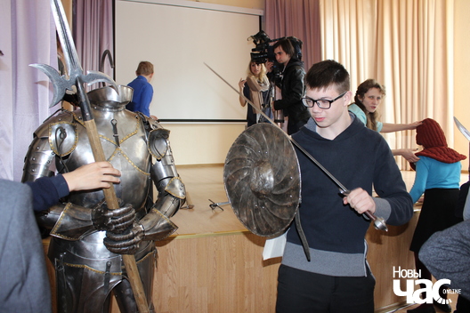 img_18_logo.jpg img_18_logo.jpg