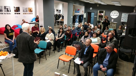 8/8 img_20171128_185210951_logo.jpg