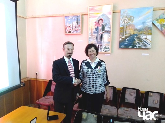 2/4 img_20190826_142724_logo.jpg