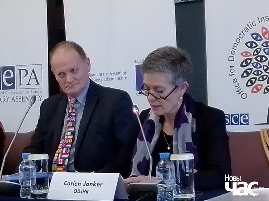 Лорд Блэнкатра і Карыен Ёнкер Лорд Блэнкатра і Карыен Ёнкер