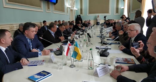 «Украіна павінна падтрымліваць беларускіх патрыётаў»