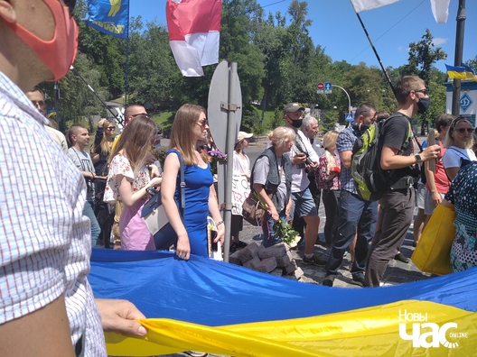 19/24 img_20200628_124642_logo.jpg