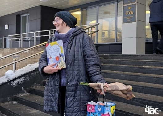 Валерыя Чарнаморцава пасля суду. Мінск, 16 студзеня 2023 Валерыя Чарнаморцава пасля суду. Мінск, 16 студзеня 2023