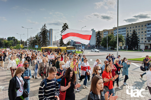 53/57 img_2295_logo.jpg