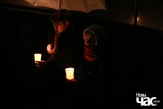 9/30 img_2440_1024x683_logo.jpg