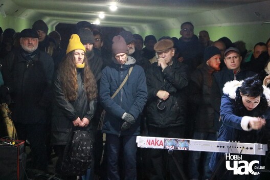 30/30 img_2465_1024x683_logo.jpg