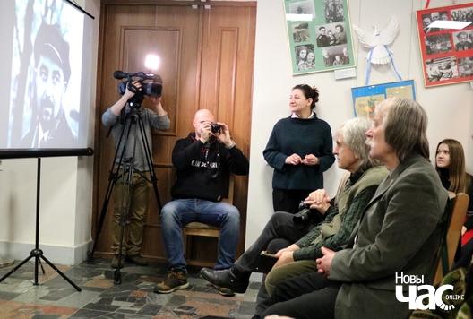 3/9 img_2797_logo.jpg