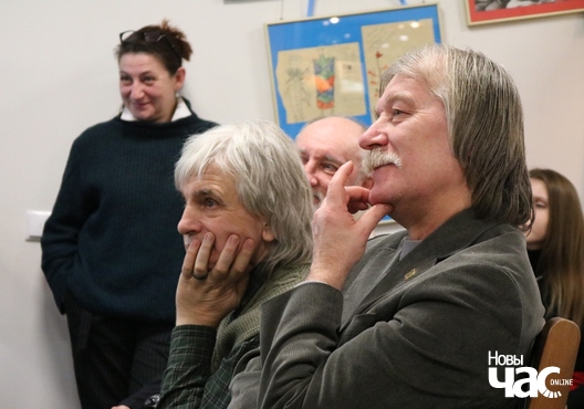 8/9 img_2860_logo.jpg