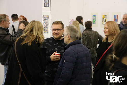 7/23 img_3090_logo.jpg