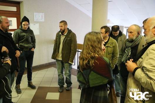 6/8 img_3268_logo.jpg