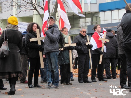 8/16 img_3760_logo.jpg