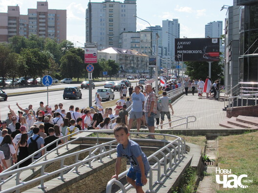 3/5 img_4832_logo.jpg