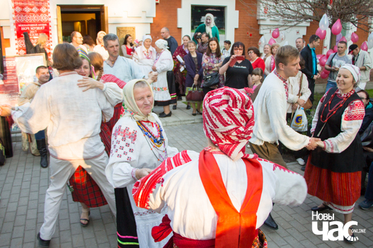 33/50 img_7889_logo.jpg