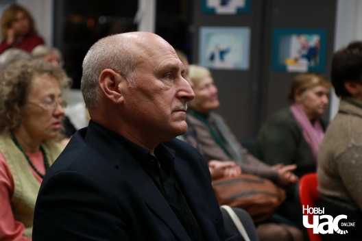 4/8 img_8184_logo.jpg