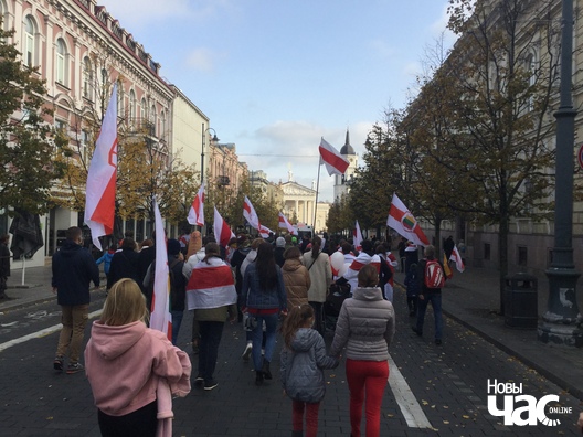 1/3 img_8475_logo.jpg