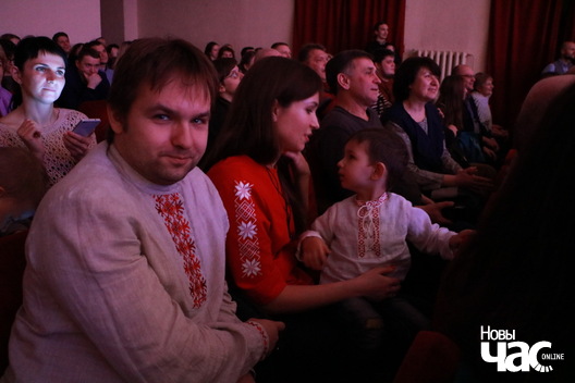 1/11 img_9845_logo.jpg