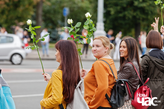 7/26 img_9958_logo.jpg