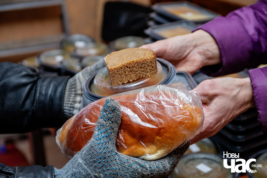 1/3 imgl6986_logo.jpg