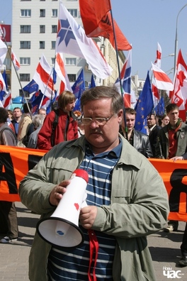 1/3 ivaszk_logo_2.jpg