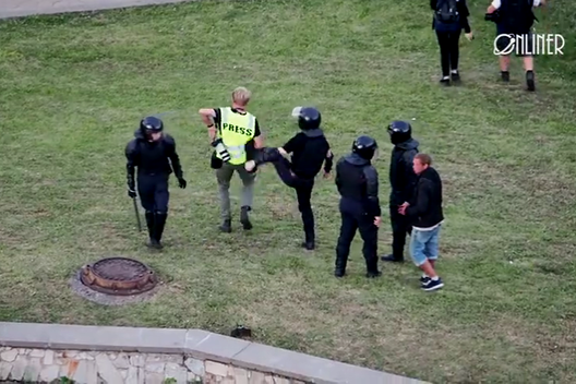 izbienie_pushkinskaya.mp4_000007666.png izbienie_pushkinskaya.mp4_000007666.png