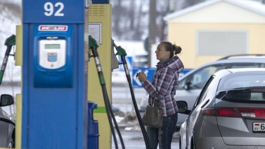 koshty_na_benzin_padymuts_napalo_660x371.jpg koshty_na_benzin_padymuts_napalo_660x371.jpg