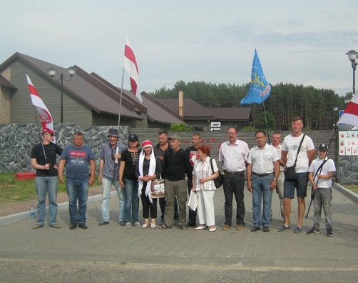 kurapaty_z.jpg kurapaty_z.jpg