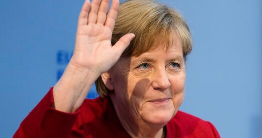 Меркель заявіла, што гатовая быць пасярэдніцай паміж Расіяй і Украінай