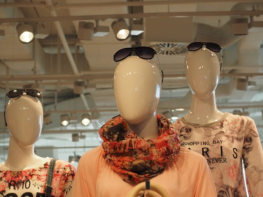 mannequin.jpg mannequin.jpg