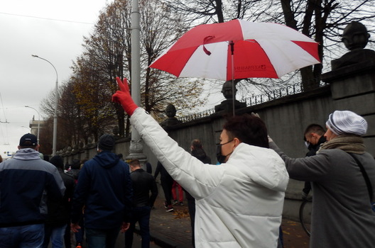 6/9 marsz_8.11_dzijana_seradzjuk__18__logo.jpg