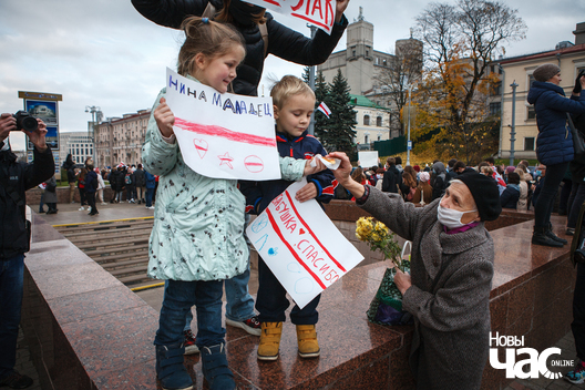 6/13 marsz_pensijanerau_i_studentau_aljaksandr_zjankovicz__25__logo.jpg