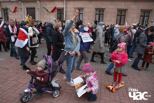 17/22 marsz_pensijanerau_i_studentau_aljaksandr_zjankovicz__37__logo.jpg