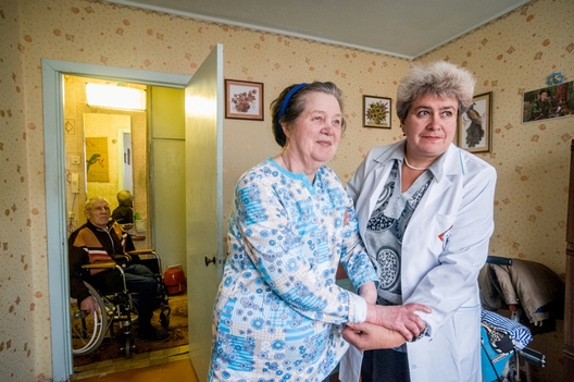 Медыцынская сястра міласэрнасці Валянціна Найдзюк, 2012 год. Наваполацк Медыцынская сястра міласэрнасці Валянціна Найдзюк, 2012 год. Наваполацк