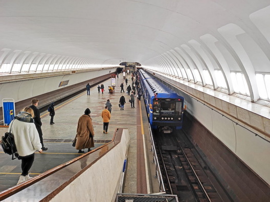 metro_3.jpg metro_3.jpg