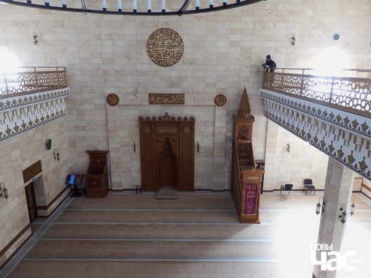 Інтэр'ер Мінскай Саборнай мячэці Інтэр'ер Мінскай Саборнай мячэці