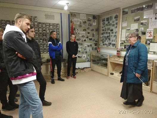 Людміла Галубенка расказвае пра подзвіг савецкіх салдат у Афганістане. Фота: mgatk.by Людміла Галубенка расказвае пра подзвіг савецкіх салдат у Афганістане. Фота: mgatk.by