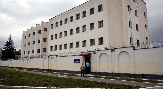 «Вясна»: За ўключаную песню «Муры» пад Акрэсціна двух хлопцаў трымалі ў карцары ў нечалавечых умовах «Вясна»: За ўключаную песню «Муры» пад Акрэсціна двух хлопцаў трымалі ў карцары ў нечалавечых умовах